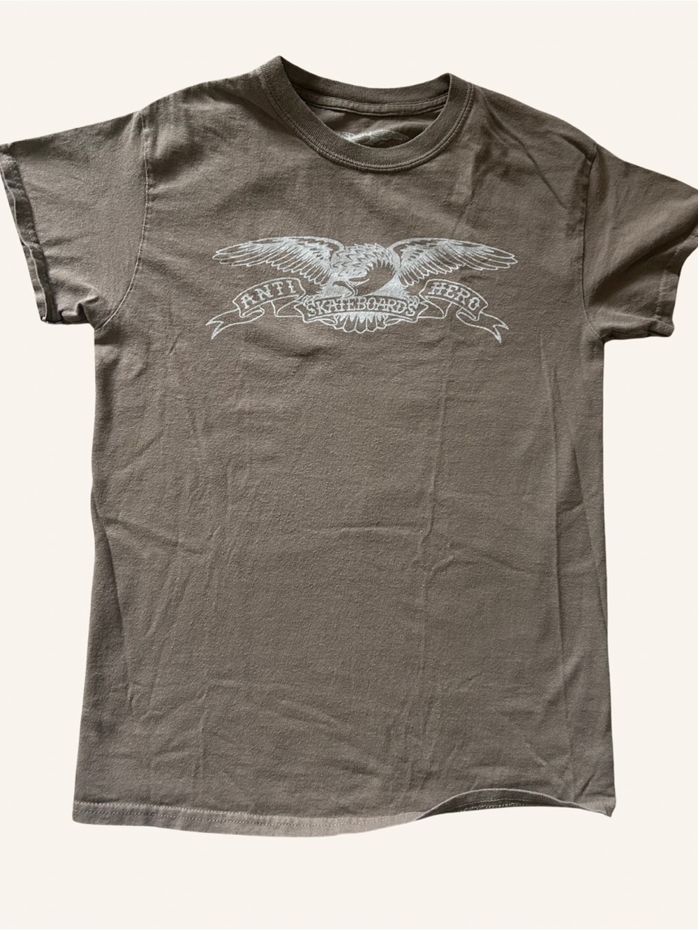 Anti-Eagle Hero Skateboard Tan Short Sleeve T-Shirt Men’s Small. Cotton